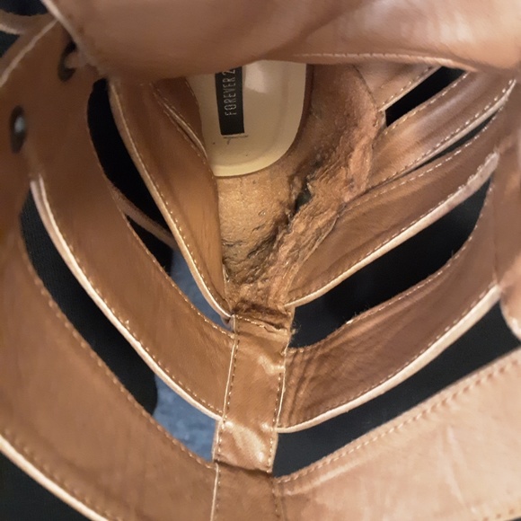 Heeled short boots.. - Picture 4 of 10